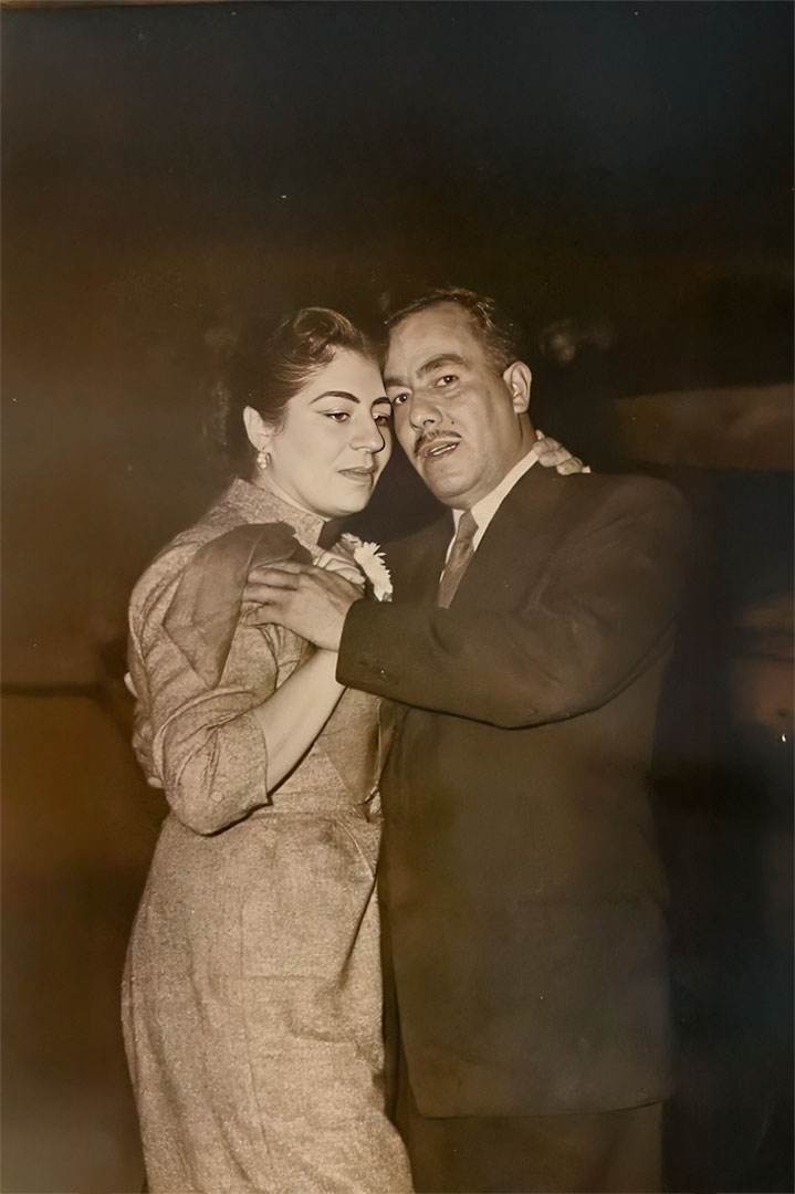 Fotografía antigua de mis papás